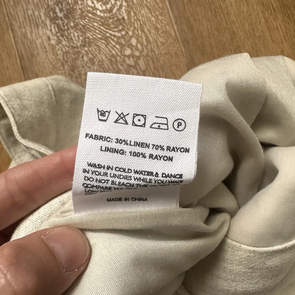 Peppermayo Women's Linen Blend Pleated Shorts Size 10